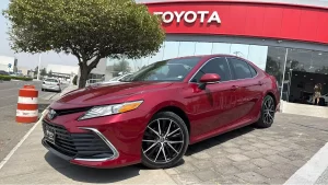 Toyota Camry XLE AÑO 2021