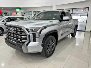 Toyota Tundra 3.5 V6 Hev Platinum 4X4 Año 2025